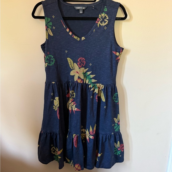 Toad&Co Blue Dress with Floral Accents and Pockets Size Small - Picture 1 of 5